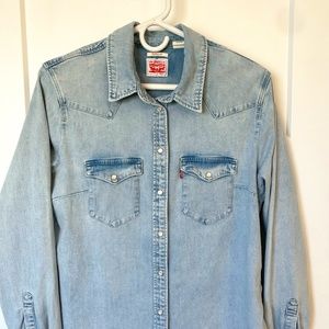 Levi’s Women’s Denim Jacket - M